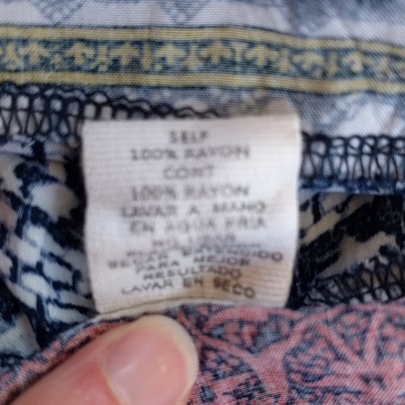 Hem & Thread poncho top - Picture 6 of 6